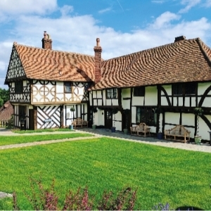 Voco Lythe Hill Hotel & Spa