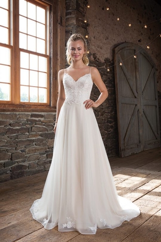 creatiques bridal boutique