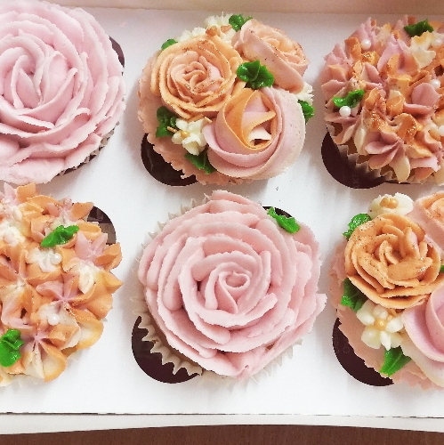 Image 2 from Cake Fantastique