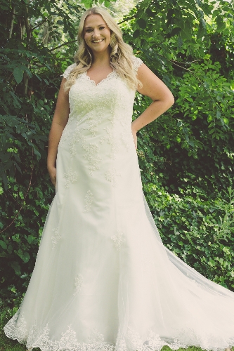 Image 10 from Izzi Stockton Bridal