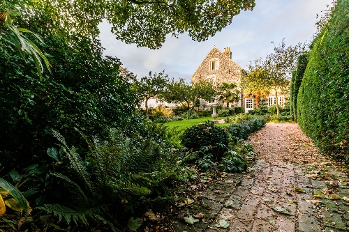 Image 10 from Chapel House Estate