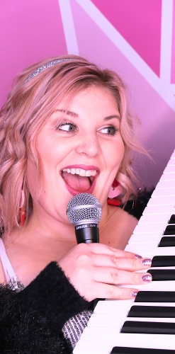 Image 1 from Singing Jennie
