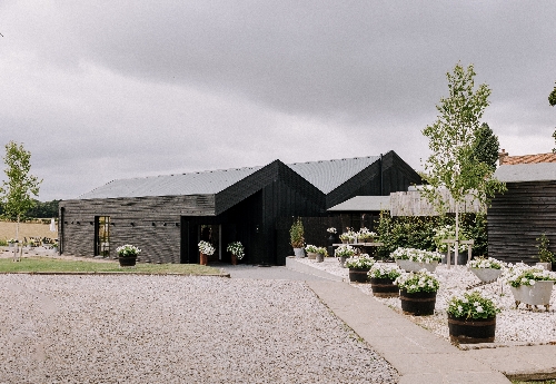 Image 1 from The Barn at Botley Hill