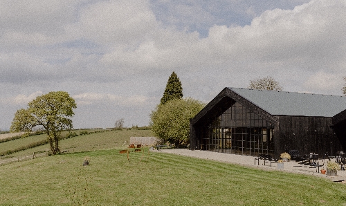 Image 1 from The Barn at Botley Hill