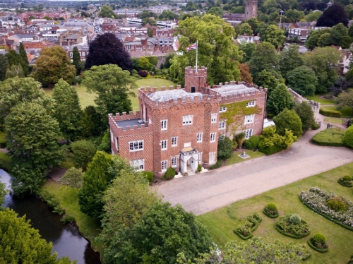 Gallery image: 73897_1.jpg 